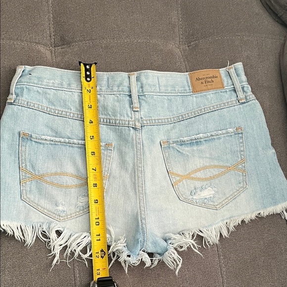 Abercrombie & Fitch Light Blue Denim Shorts used good condition - Picture 5 of 10